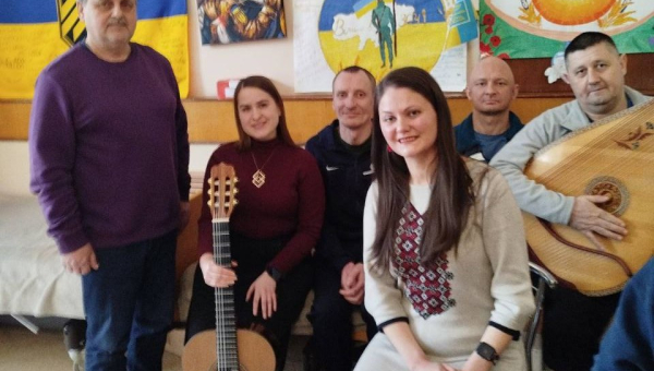 Волонтерський концерт для воїнів-захисників